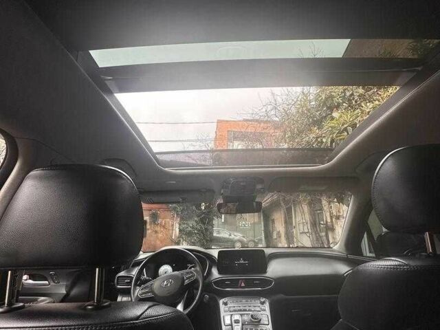 Черный Хендай Санта Фе, объемом двигателя 2.5 л и пробегом 23 тыс. км за 25600 $, фото 4 на Automoto.ua