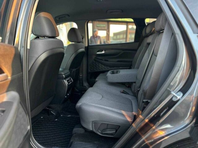 Черный Хендай Санта Фе, объемом двигателя 2.5 л и пробегом 54 тыс. км за 28990 $, фото 14 на Automoto.ua