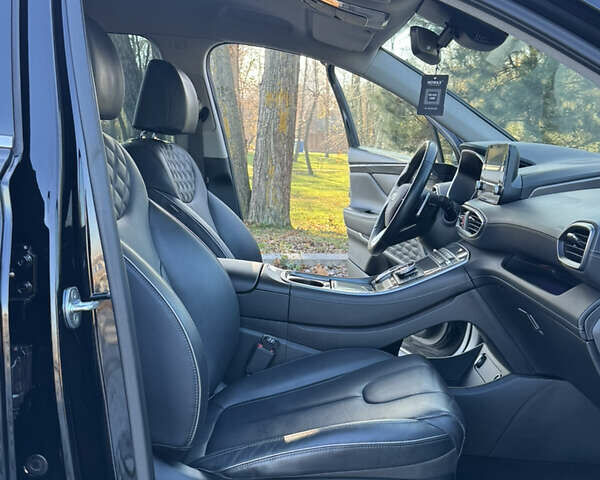 Черный Хендай Санта Фе, объемом двигателя 2.15 л и пробегом 29 тыс. км за 36666 $, фото 13 на Automoto.ua