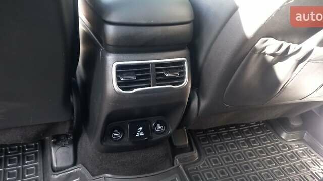 Черный Хендай Санта Фе, объемом двигателя 2.5 л и пробегом 99 тыс. км за 36000 $, фото 26 на Automoto.ua