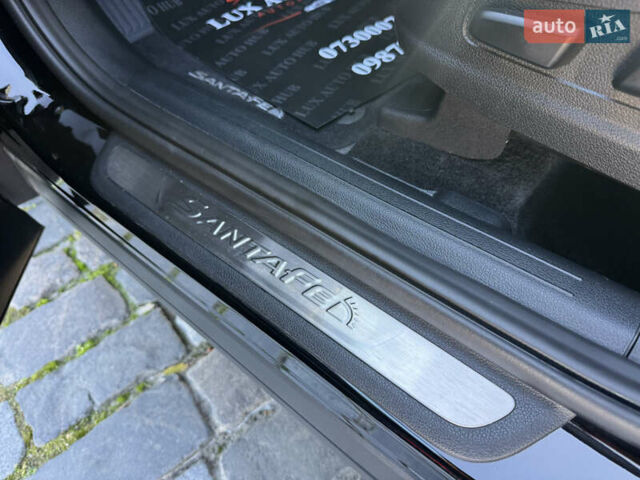 Черный Хендай Санта Фе, объемом двигателя 2.15 л и пробегом 29 тыс. км за 36666 $, фото 58 на Automoto.ua