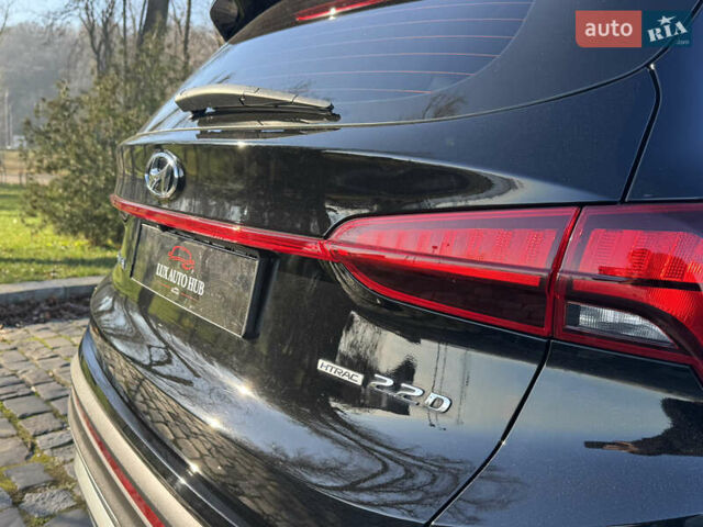 Черный Хендай Санта Фе, объемом двигателя 2.15 л и пробегом 29 тыс. км за 36666 $, фото 94 на Automoto.ua