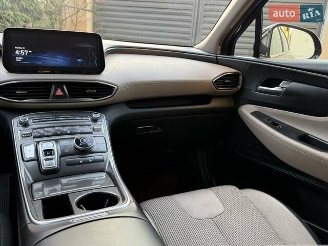 Черный Хендай Санта Фе, объемом двигателя 1.6 л и пробегом 105 тыс. км за 32300 $, фото 27 на Automoto.ua