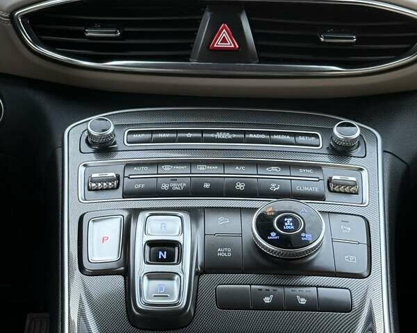 Черный Хендай Санта Фе, объемом двигателя 1.6 л и пробегом 105 тыс. км за 32300 $, фото 26 на Automoto.ua