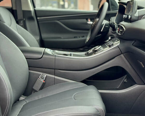 Черный Хендай Санта Фе, объемом двигателя 2.5 л и пробегом 12 тыс. км за 31850 $, фото 32 на Automoto.ua