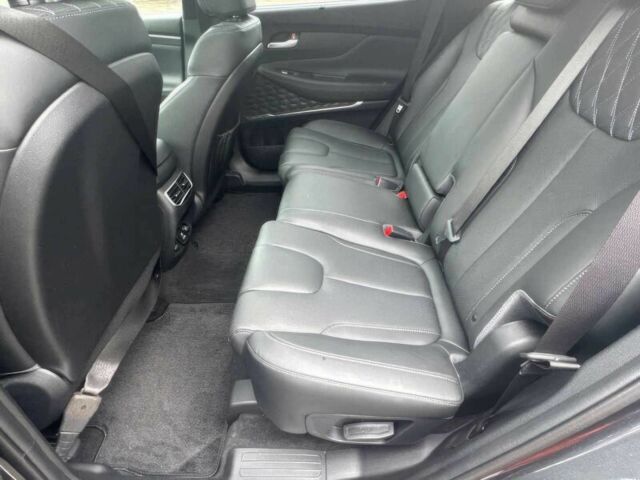 Черный Хендай Санта Фе, объемом двигателя 2.5 л и пробегом 18 тыс. км за 18100 $, фото 12 на Automoto.ua