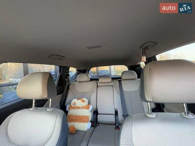 Черный Хендай Санта Фе, объемом двигателя 2.5 л и пробегом 30 тыс. км за 32300 $, фото 13 на Automoto.ua