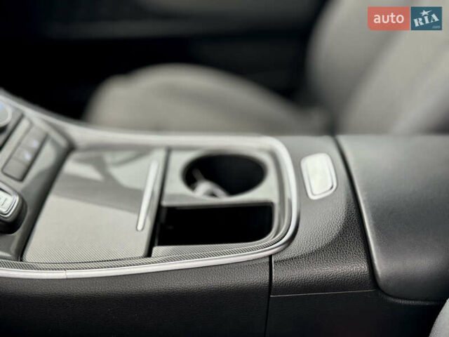 Черный Хендай Санта Фе, объемом двигателя 2.5 л и пробегом 101 тыс. км за 31500 $, фото 16 на Automoto.ua