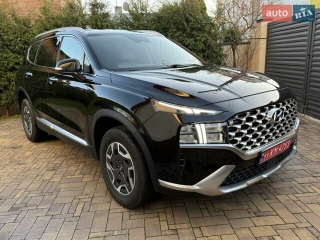 Черный Хендай Санта Фе, объемом двигателя 1.6 л и пробегом 105 тыс. км за 32300 $, фото 1 на Automoto.ua
