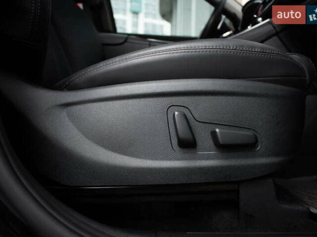 Черный Хендай Санта Фе, объемом двигателя 1.6 л и пробегом 35 тыс. км за 36200 $, фото 34 на Automoto.ua