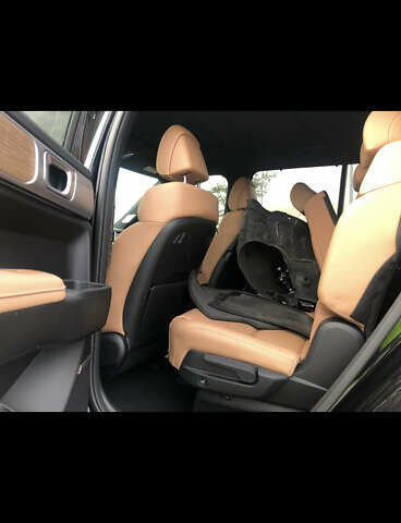 Черный Хендай Санта Фе, объемом двигателя 0 л и пробегом 15 тыс. км за 35000 $, фото 4 на Automoto.ua