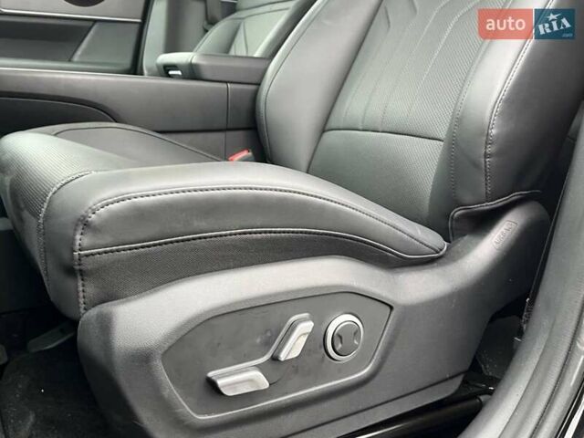 Черный Хендай Санта Фе, объемом двигателя 2.5 л и пробегом 4 тыс. км за 26500 $, фото 14 на Automoto.ua