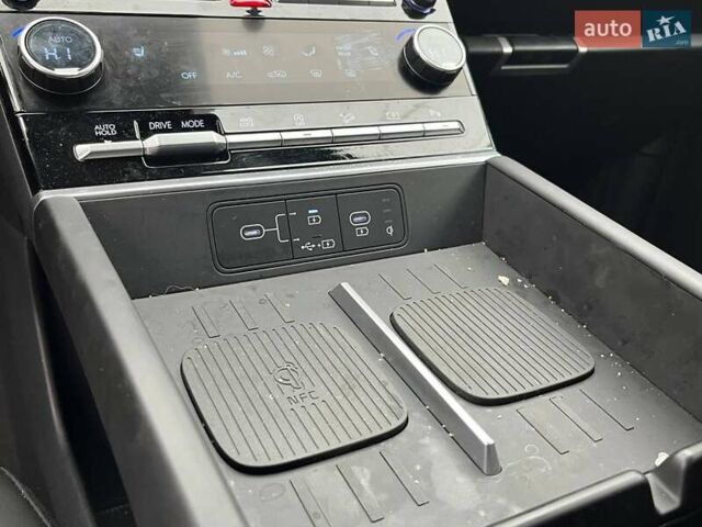 Черный Хендай Санта Фе, объемом двигателя 2.5 л и пробегом 4 тыс. км за 26500 $, фото 17 на Automoto.ua