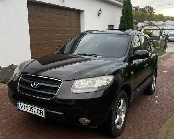 Фиолетовый Хендай Санта Фе, объемом двигателя 2.19 л и пробегом 331 тыс. км за 9000 $, фото 2 на Automoto.ua