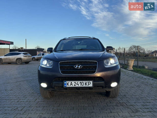 Фиолетовый Хендай Санта Фе, объемом двигателя 2.19 л и пробегом 400 тыс. км за 9000 $, фото 4 на Automoto.ua