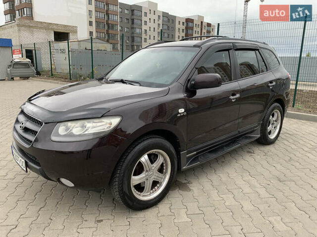 Фиолетовый Хендай Санта Фе, объемом двигателя 2.7 л и пробегом 302 тыс. км за 7600 $, фото 1 на Automoto.ua