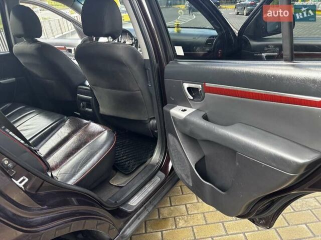 Хендай Санта Фе 2008 в Черкассах на Automoto.ua Фиолетовый Хендай Санта Фе, объемом двигателя 2.19 л и пробегом 300 тыс. км за 9188 $, фото 8 на Automoto.ua