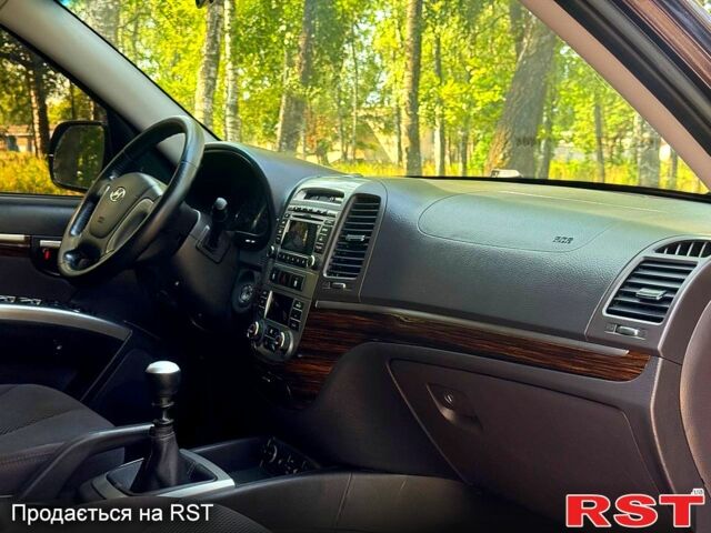 Хендай Санта Фе 2013 в Ахтырке на Automoto.ua Фиолетовый Хендай Санта Фе, объемом двигателя 2.2 л и пробегом 185 тыс. км за 11480 $, фото 7 на Automoto.ua