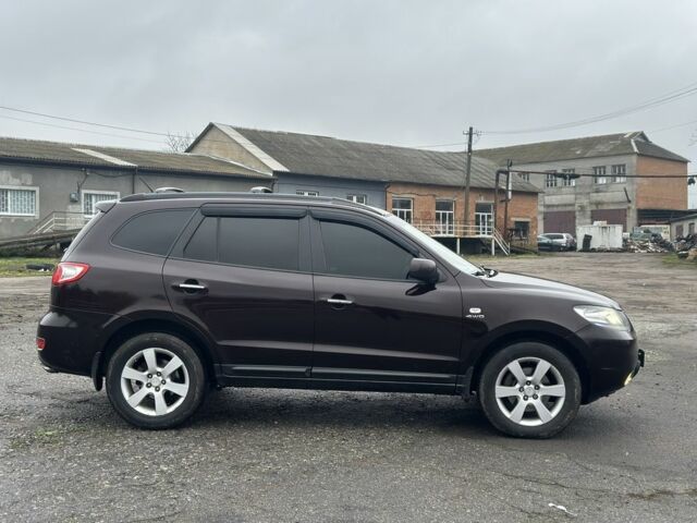 Коричневый Хендай Санта Фе, объемом двигателя 2.2 л и пробегом 160 тыс. км за 9300 $, фото 5 на Automoto.ua