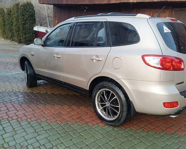 Коричневий Хендай Санта Фе, об'ємом двигуна 2.19 л та пробігом 323 тис. км за 10000 $, фото 3 на Automoto.ua