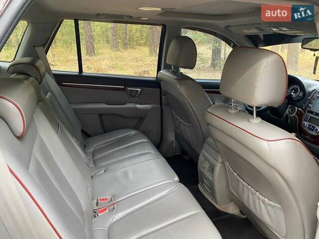 Коричневый Хендай Санта Фе, объемом двигателя 2.66 л и пробегом 200 тыс. км за 9200 $, фото 34 на Automoto.ua