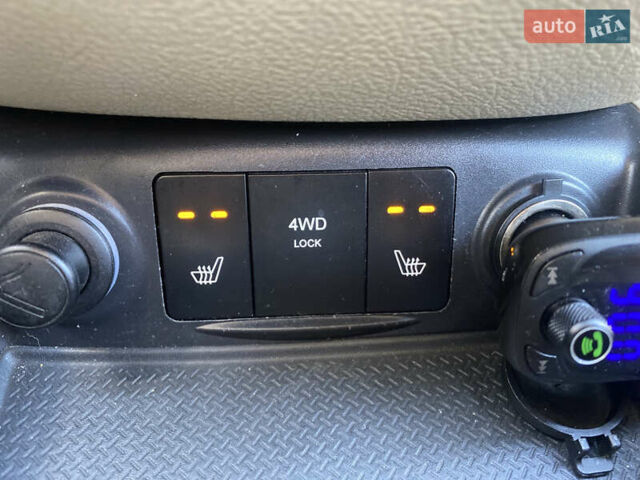 Коричневый Хендай Санта Фе, объемом двигателя 2.19 л и пробегом 271 тыс. км за 10800 $, фото 28 на Automoto.ua