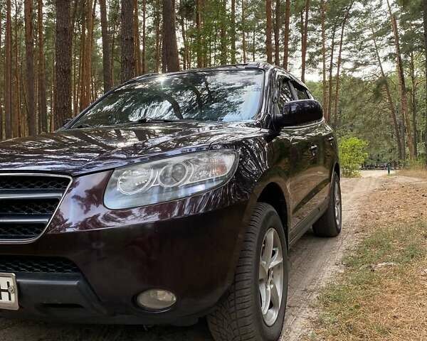 Коричневый Хендай Санта Фе, объемом двигателя 2.66 л и пробегом 200 тыс. км за 9200 $, фото 2 на Automoto.ua