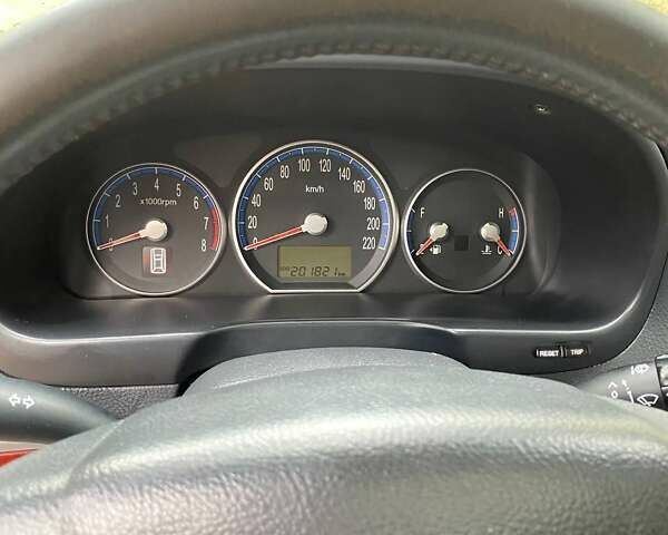 Коричневый Хендай Санта Фе, объемом двигателя 2.66 л и пробегом 200 тыс. км за 9200 $, фото 23 на Automoto.ua