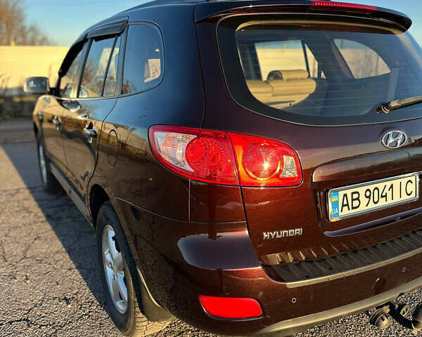 Коричневый Хендай Санта Фе, объемом двигателя 2.7 л и пробегом 179 тыс. км за 9700 $, фото 16 на Automoto.ua