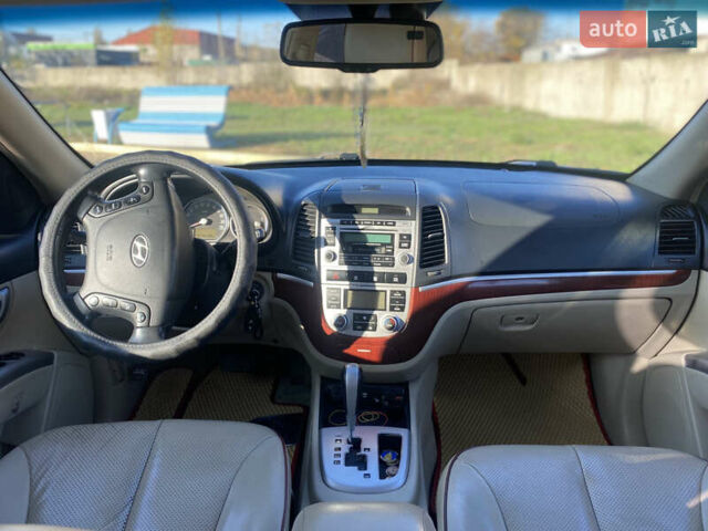 Коричневый Хендай Санта Фе, объемом двигателя 2.19 л и пробегом 271 тыс. км за 10800 $, фото 21 на Automoto.ua