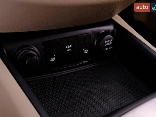 Коричневый Хендай Санта Фе, объемом двигателя 0 л и пробегом 225 тыс. км за 9900 $, фото 17 на Automoto.ua