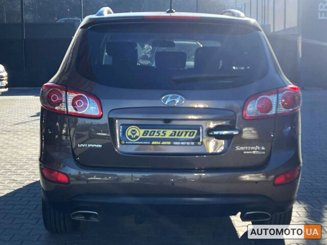 Коричневий Хендай Санта Фе, об'ємом двигуна 2.2 л та пробігом 203 тис. км за 14900 $, фото 4 на Automoto.ua