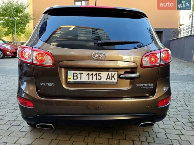 Коричневий Хендай Санта Фе, об'ємом двигуна 2.2 л та пробігом 179 тис. км за 14350 $, фото 30 на Automoto.ua