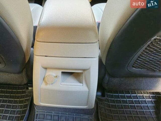 Коричневий Хендай Санта Фе, об'ємом двигуна 2.2 л та пробігом 179 тис. км за 14350 $, фото 75 на Automoto.ua