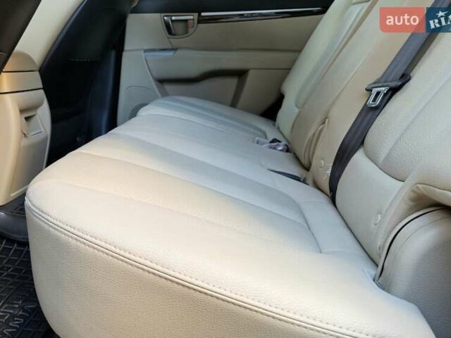 Коричневий Хендай Санта Фе, об'ємом двигуна 2.2 л та пробігом 179 тис. км за 14350 $, фото 61 на Automoto.ua