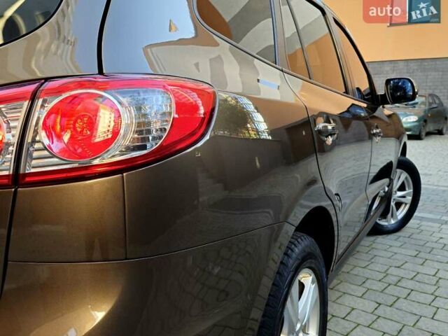 Коричневий Хендай Санта Фе, об'ємом двигуна 2.2 л та пробігом 179 тис. км за 14350 $, фото 44 на Automoto.ua