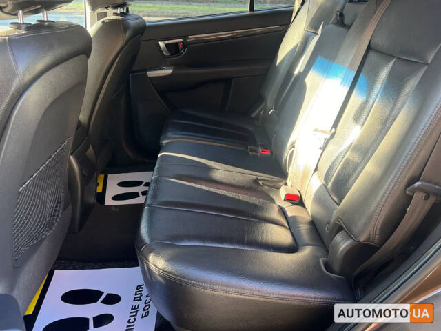 Коричневий Хендай Санта Фе, об'ємом двигуна 2.2 л та пробігом 203 тис. км за 14900 $, фото 14 на Automoto.ua