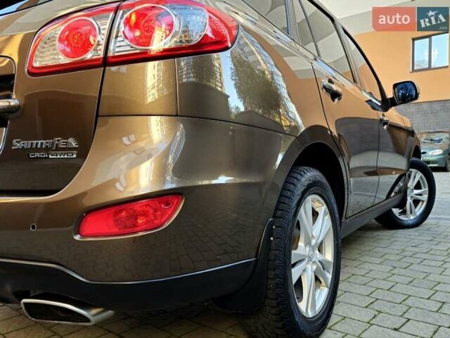 Коричневий Хендай Санта Фе, об'ємом двигуна 2.2 л та пробігом 179 тис. км за 14350 $, фото 47 на Automoto.ua