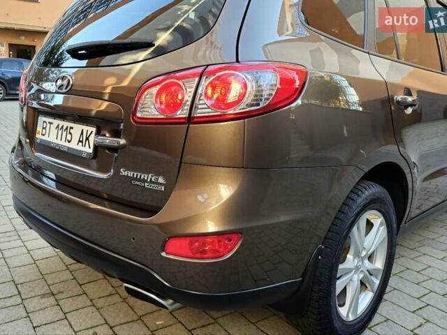 Коричневий Хендай Санта Фе, об'ємом двигуна 2.2 л та пробігом 179 тис. км за 14350 $, фото 40 на Automoto.ua