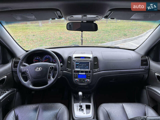 Коричневый Хендай Санта Фе, объемом двигателя 2.2 л и пробегом 181 тыс. км за 13800 $, фото 21 на Automoto.ua
