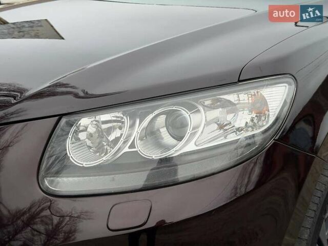 Коричневий Хендай Санта Фе, об'ємом двигуна 2.4 л та пробігом 160 тис. км за 10980 $, фото 5 на Automoto.ua