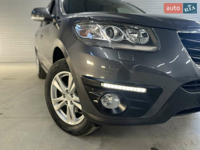 Коричневый Хендай Санта Фе, объемом двигателя 2.2 л и пробегом 273 тыс. км за 12950 $, фото 54 на Automoto.ua