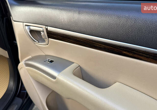 Хендай Санта Фе 2011 в Ивано-Франковске на Automoto.ua Коричневый Хендай Санта Фе, объемом двигателя 2.2 л и пробегом 186 тыс. км за 14950 $, фото 87 на Automoto.ua