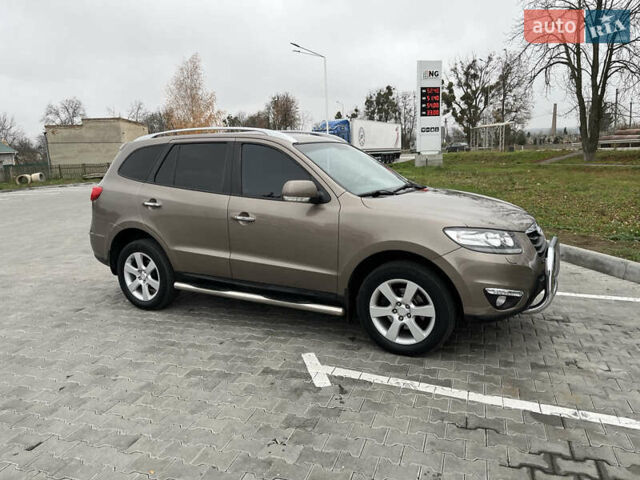 Коричневый Хендай Санта Фе, объемом двигателя 2.2 л и пробегом 181 тыс. км за 13800 $, фото 10 на Automoto.ua