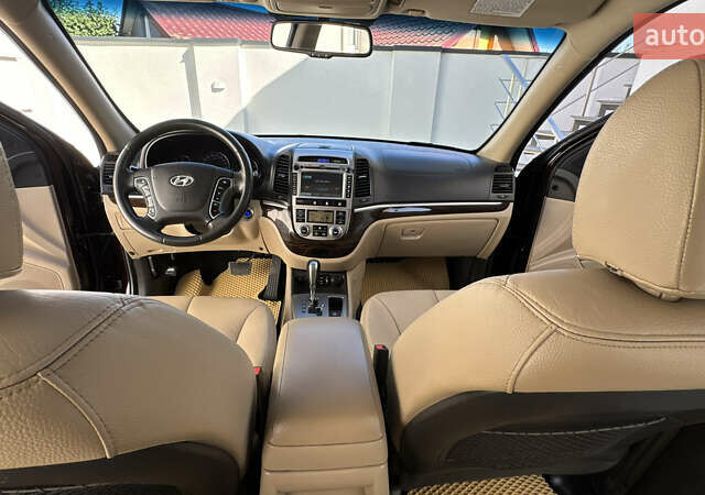 Хендай Санта Фе 2011 в Ивано-Франковске на Automoto.ua Коричневый Хендай Санта Фе, объемом двигателя 2.2 л и пробегом 186 тыс. км за 14950 $, фото 59 на Automoto.ua