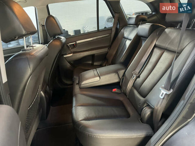 Коричневый Хендай Санта Фе, объемом двигателя 2.2 л и пробегом 273 тыс. км за 12950 $, фото 5 на Automoto.ua
