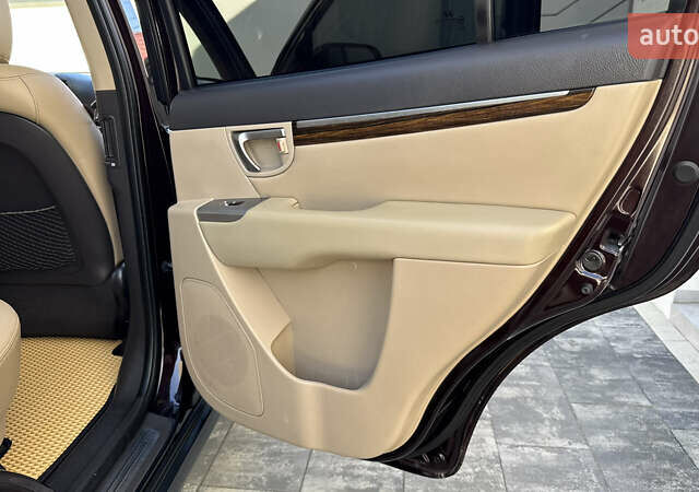 Хендай Санта Фе 2011 в Ивано-Франковске на Automoto.ua Коричневый Хендай Санта Фе, объемом двигателя 2.2 л и пробегом 186 тыс. км за 14950 $, фото 85 на Automoto.ua