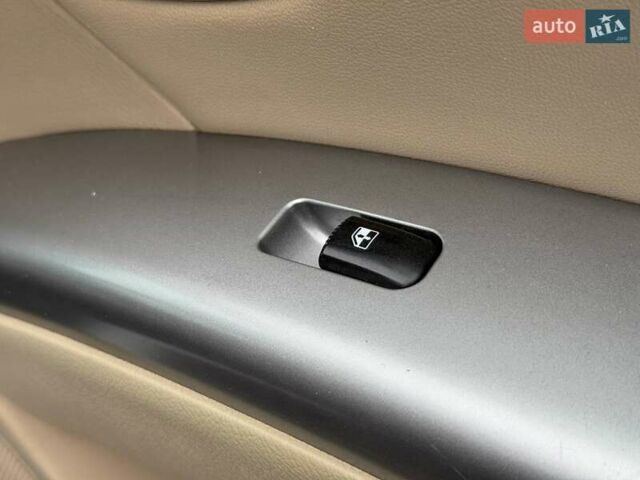 Коричневий Хендай Санта Фе, об'ємом двигуна 2.4 л та пробігом 160 тис. км за 10980 $, фото 38 на Automoto.ua