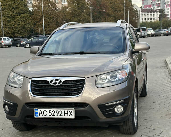 Коричневый Хендай Санта Фе, объемом двигателя 2.2 л и пробегом 300 тыс. км за 12500 $, фото 19 на Automoto.ua