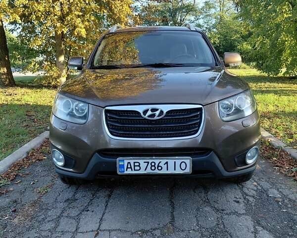 Хендай Санта Фе 2011 в Жмеренке на Automoto.ua Коричневый Хендай Санта Фе, объемом двигателя 2.36 л и пробегом 148 тыс. км за 13500 $, фото 9 на Automoto.ua